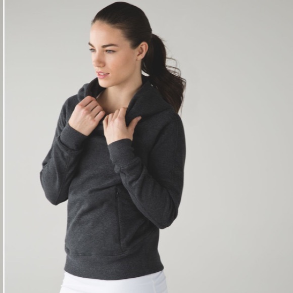 Lululemon Under Wraps Pullover
Heathered Black size 6 hoodie sweatshirt - Picture 1 of 15